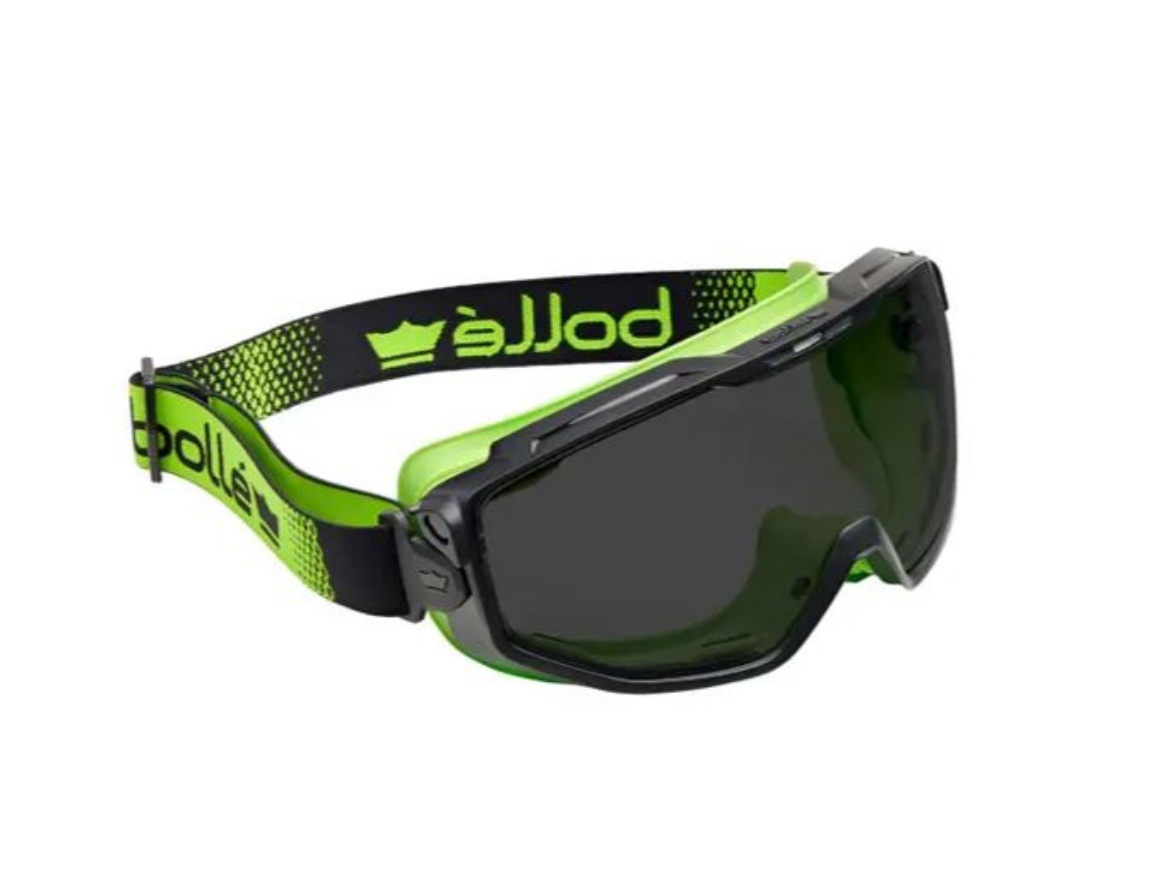 Picture of BOLLE UNIVERSAL GOGGLE PC Smoke Platinum Top Bottom Sealed with Foam